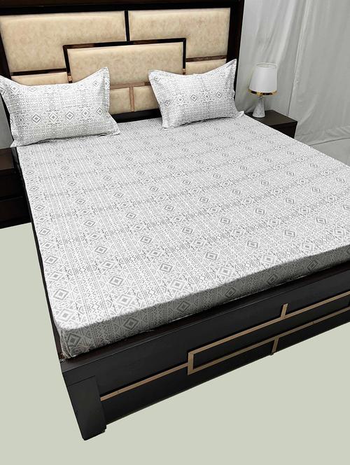 printed tc fitted king-sized bedsheet with 2 pillow covers - 21603276 - Very Small Image - 1