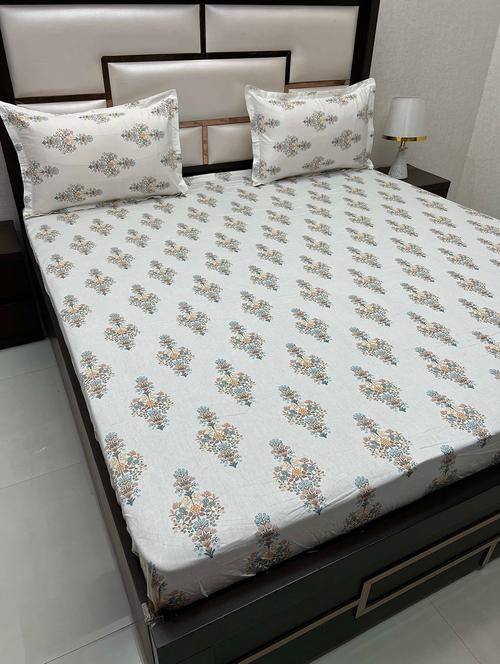 printed tc fitted king-sized bedsheet with 2 pillow covers - 21604206 - Very Small Image - 1