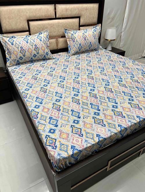 printed tc fitted king-sized bedsheet with 2 pillow cover - 21605225 - Very Small Image - 1