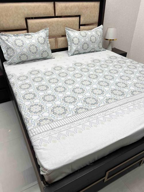 printed tc fitted king-sized bedsheet with 2 pillow covers - 21605565 - Very Small Image - 1