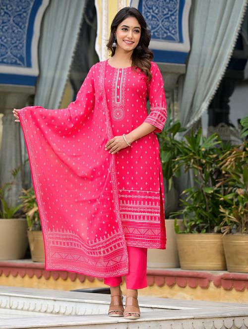 women three quarter sleeve kurta pant with dupatta set - 21606644 - Very Small Image - 1