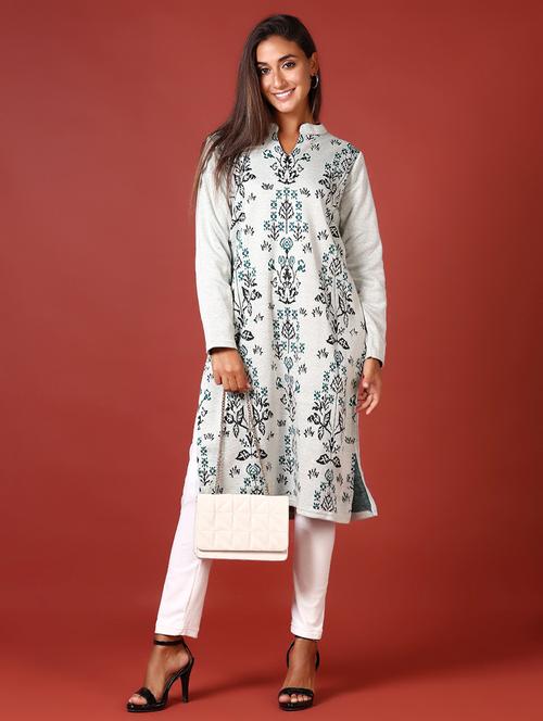 women self design long sleeve woolen kurta - 21611222 - Very Small Image - 1