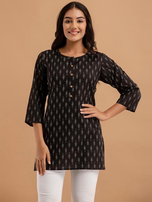 women three quarter sleeve straight kurti - 21613813 - Very Small Image - 1