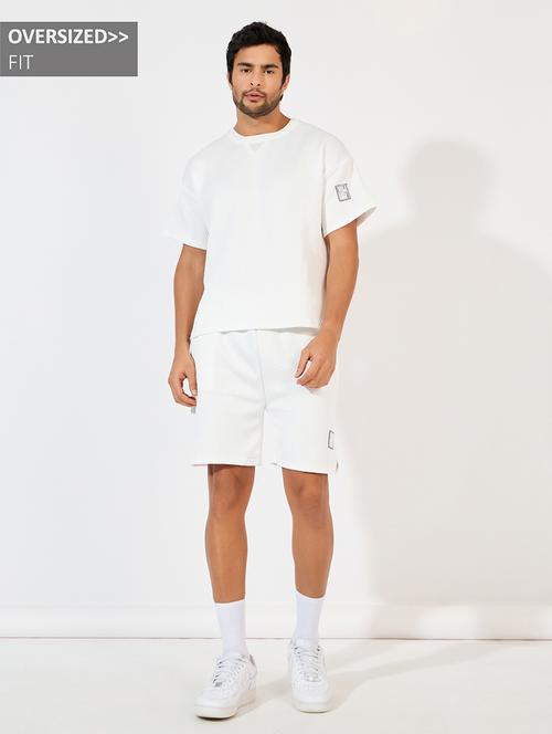 men self design round neck co-ord sets - 21618064 - Very Small Image - 1