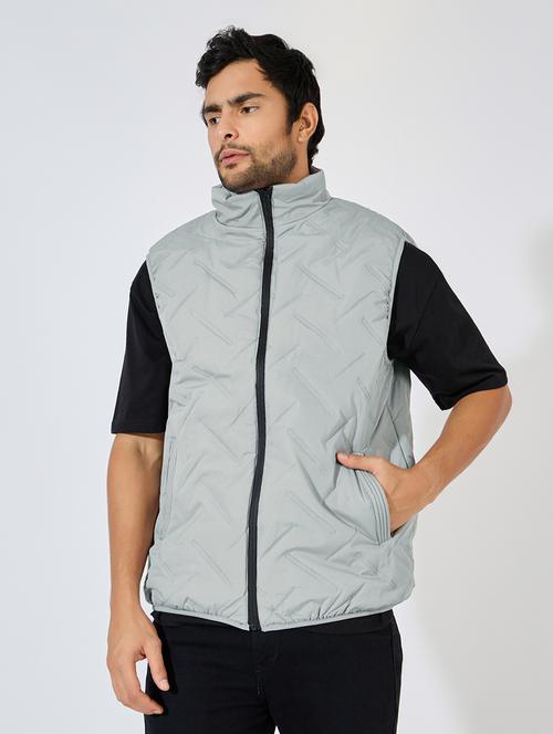 men solid sleeveless quilted jacket - 21618142 - Very Small Image - 1