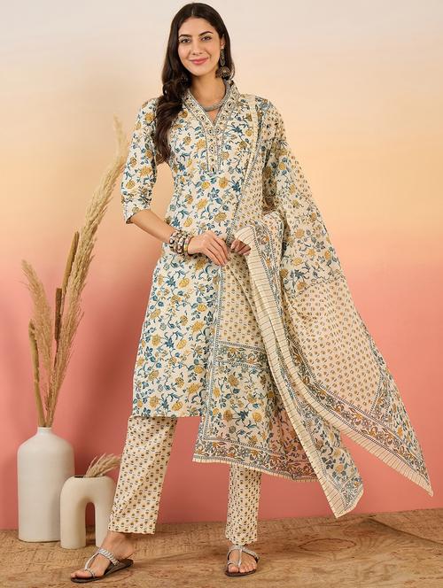 women three quarter sleeve kurta pant with dupatta set - 21622439 - Very Small Image - 1