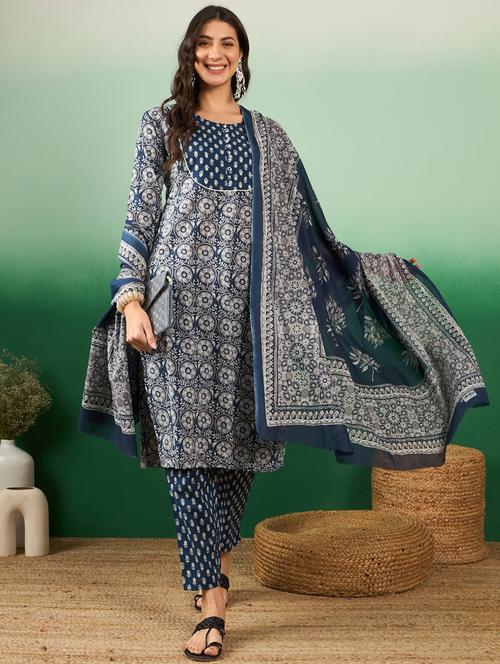 women three quarter sleeve kurta pant with dupatta set - 21622498 - Very Small Image - 1