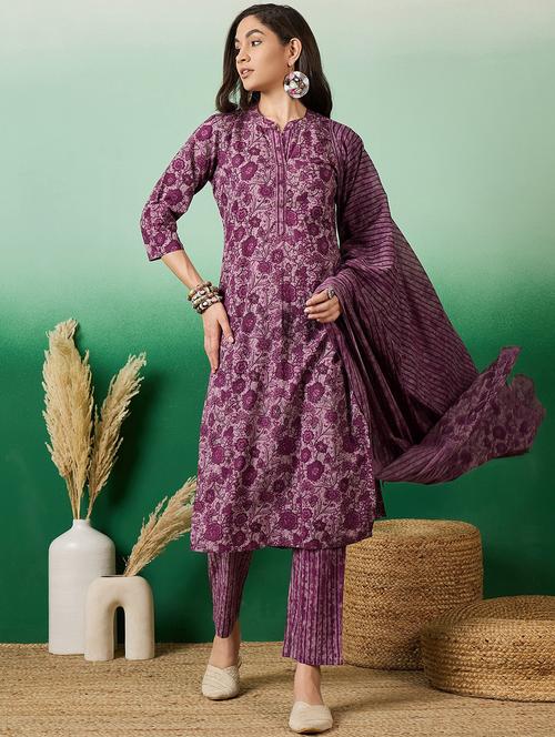 women three quarter sleeve kurta pant with dupatta set - 21622520 - Very Small Image - 1