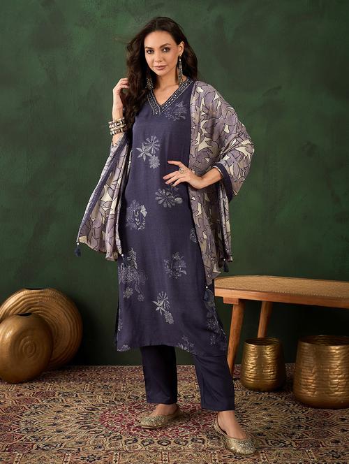women three quarter sleeve kurta pant with dupatta set - 21622569 - Very Small Image - 1