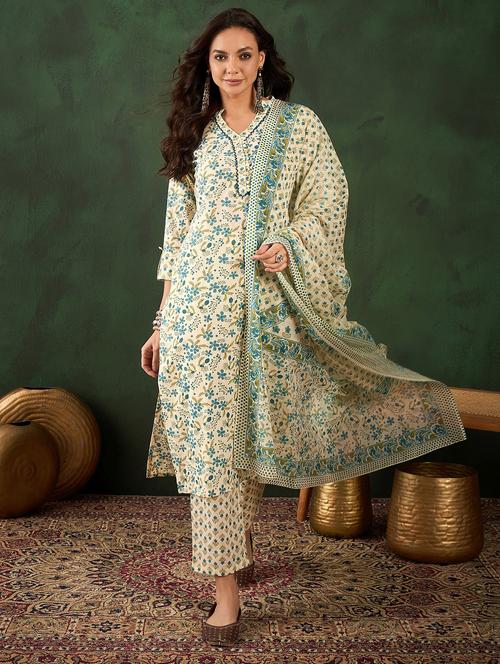 women three quarter sleeve kurta pant with dupatta set - 21622580 - Very Small Image - 1