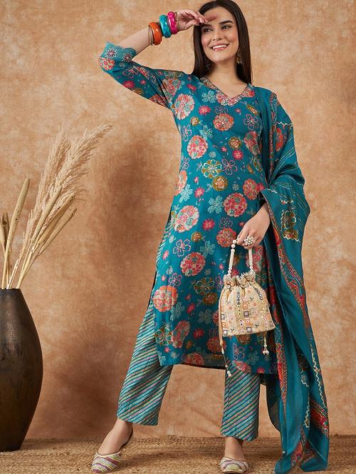 women three quarter sleeve kurta pant with dupatta set - 21622662 - Very Small Image - 1