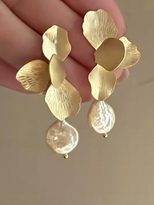 women alloy drop earrings - 21623109 - Very Small Image - 1