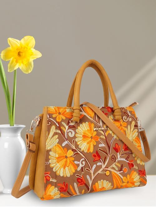 Women Beige Pu Handbag - 21624959 - Very Small Image - 1