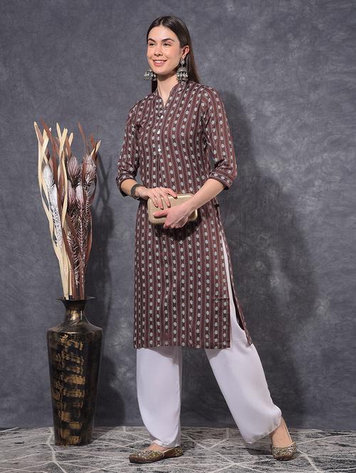 women printed three quarter sleeve straight kurta - 21627333 - Very Small Image - 1