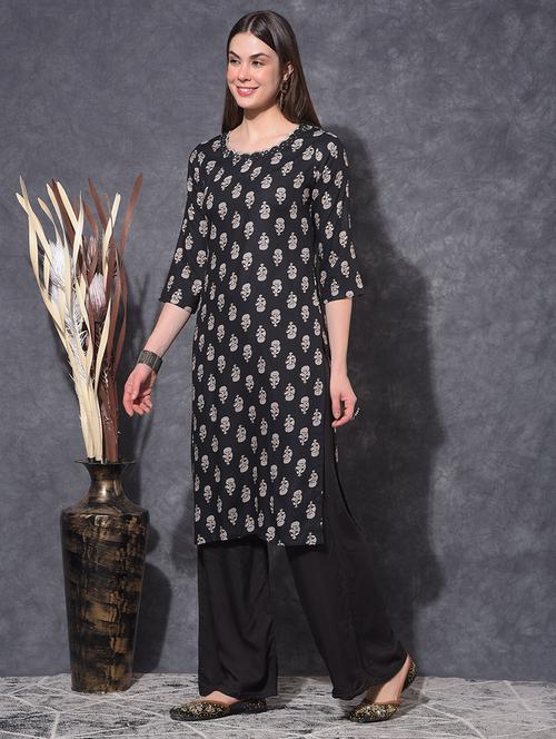 women floral three quarter sleeve straight kurta - 21627396 - Very Small Image - 1