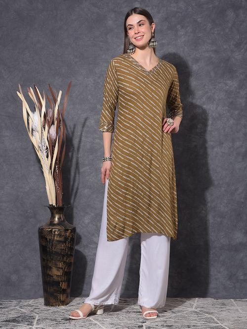 women printed three quarter sleeve straight kurta - 21627406 - Very Small Image - 1