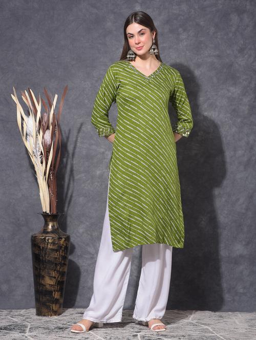 women printed three quarter sleeve straight kurta - 21627429 - Very Small Image - 1
