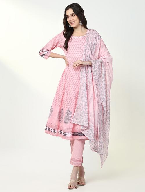 women three quarter sleeve kurta pant with dupatta set - 21632714 - Very Small Image - 1