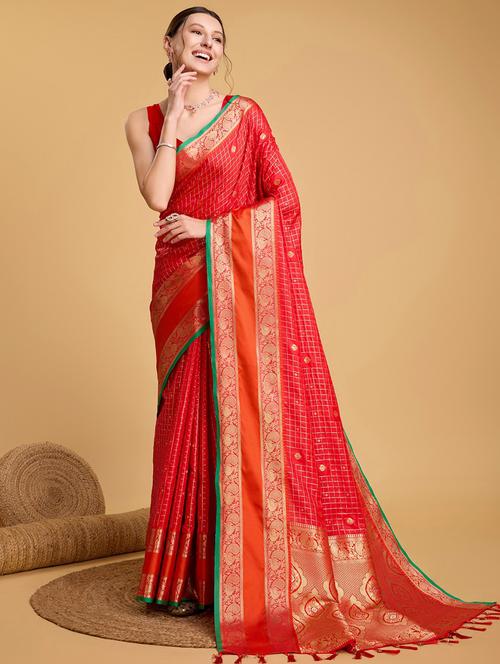 red women self design banarasi sareesaree with blouse - 21635166 - Very Small Image - 1