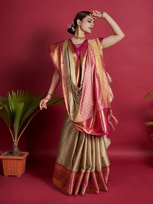 women self design bordered saree with blouse - 21635177 - Very Small Image - 1