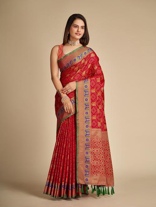 women self design patola saree with blouse - 21635219 - Very Small Image - 1