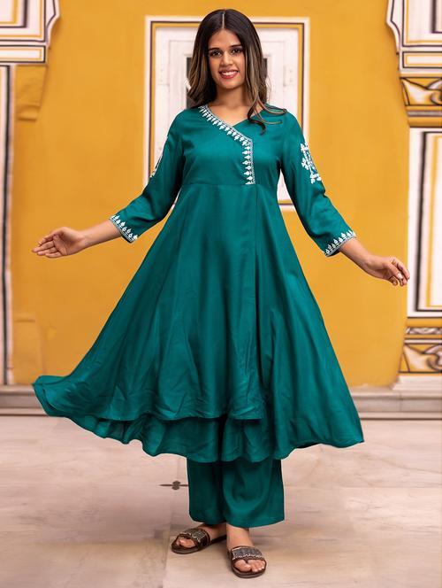 women green self design kurta palazzo set  - 21638553 - Very Small Image - 1