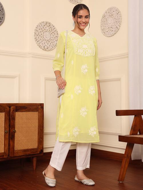 women embroidered three quarter sleeve straight kurta - 21642047 - Very Small Image - 1