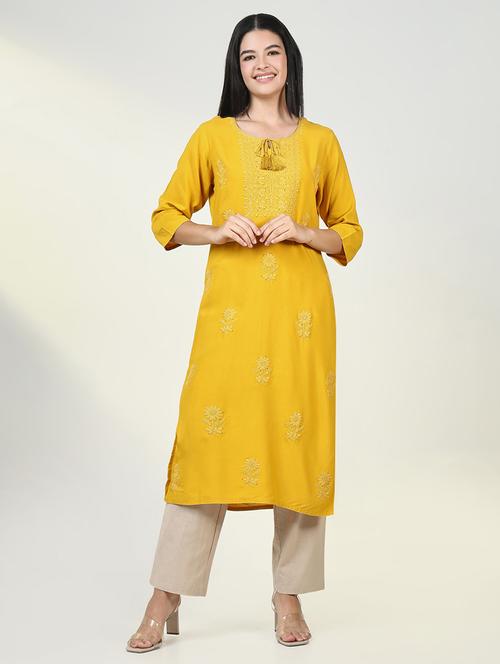 women three quarter sleeve straight chikankari kurta - 21643196 - Very Small Image - 1
