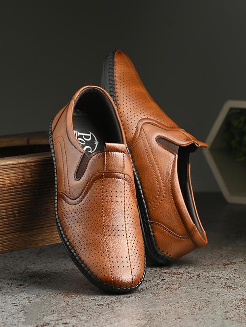 men plain slip on casual shoes - 21647313 - Very Small Image - 1