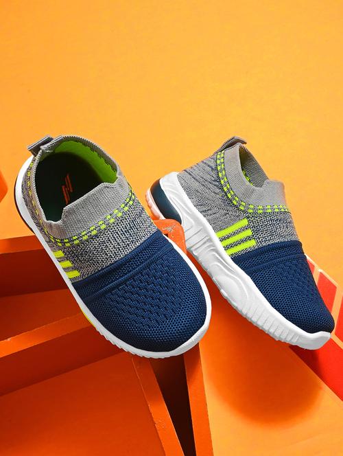 kids mesh slip on shoes - 21660804 - Very Small Image - 1