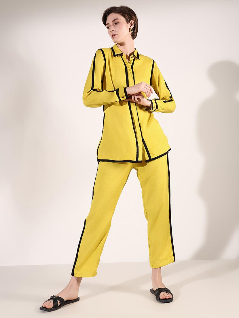 women solid shirt and trouser co-ords set - 21661464 - Zoom Image - 4