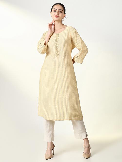 women three quarter sleeve straight kurta - 21661542 - Very Small Image - 1