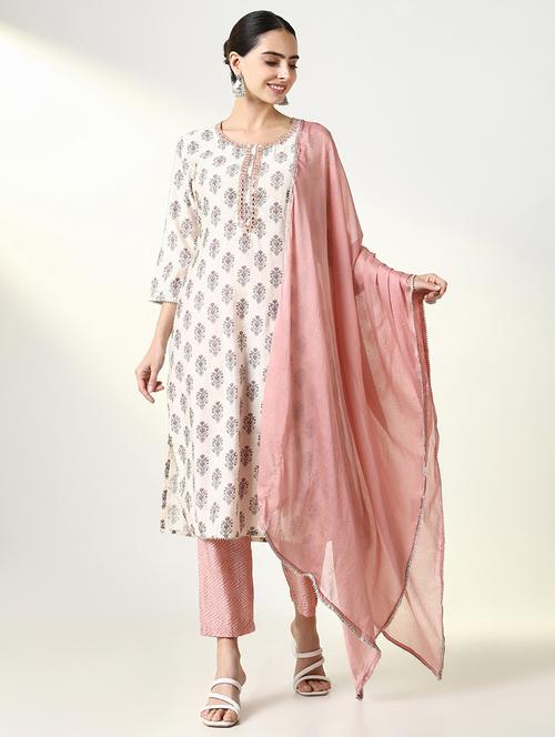 women floral kurta pant set with dupatta - 21661567 - Very Small Image - 1