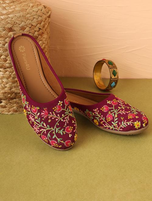 women embroidered slip on mules - 21662940 - Very Small Image - 1