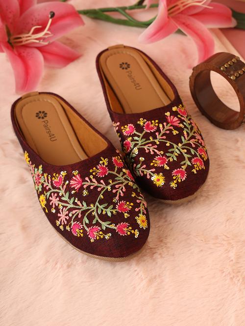 women embroidered slip on mules - 21662947 - Very Small Image - 1