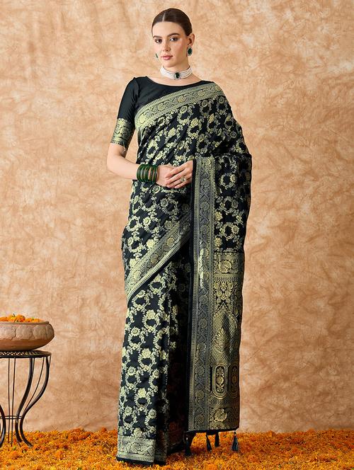 women self design banarasi saree with blouse - 21666032 - Very Small Image - 1
