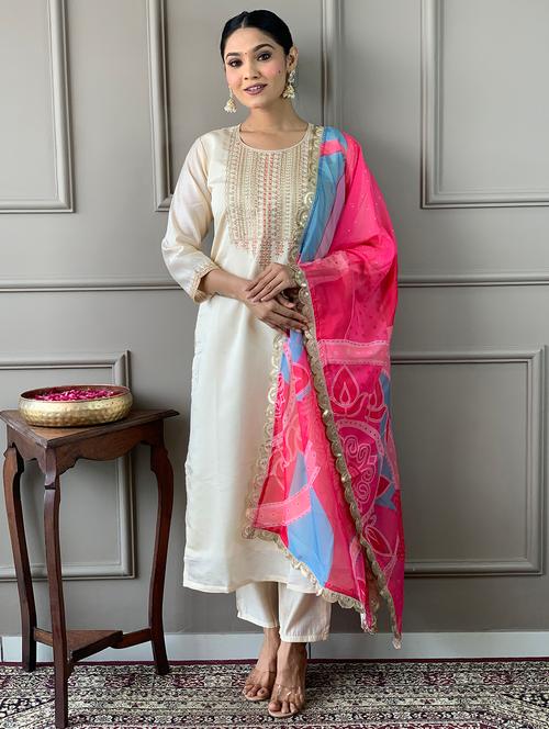 women embroidered kurta pant set with duaptta - 21669737 - Very Small Image - 1