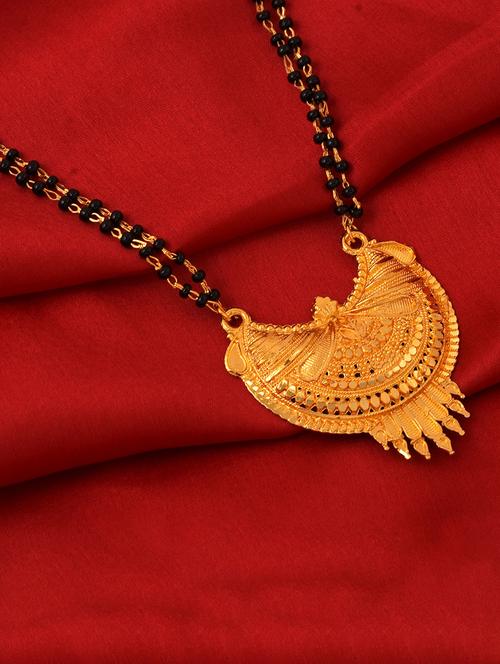 elegant black beaded mangalsutra with gold pendant - 21674035 - Very Small Image - 1