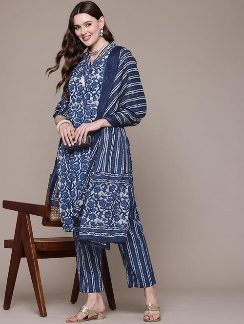 women three quarter sleeve kurta pant with dupatta set - 21675328 - Very Small Image - 1