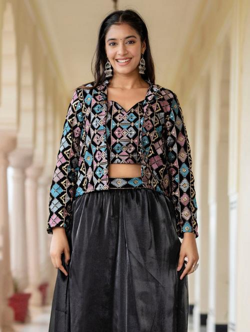 women black embroidered skirt top set with jacket - 21675518 - Very Small Image - 1
