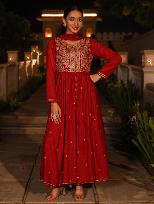 women embroidered round neck kurta dupatta set - 21679234 - Very Small Image - 1