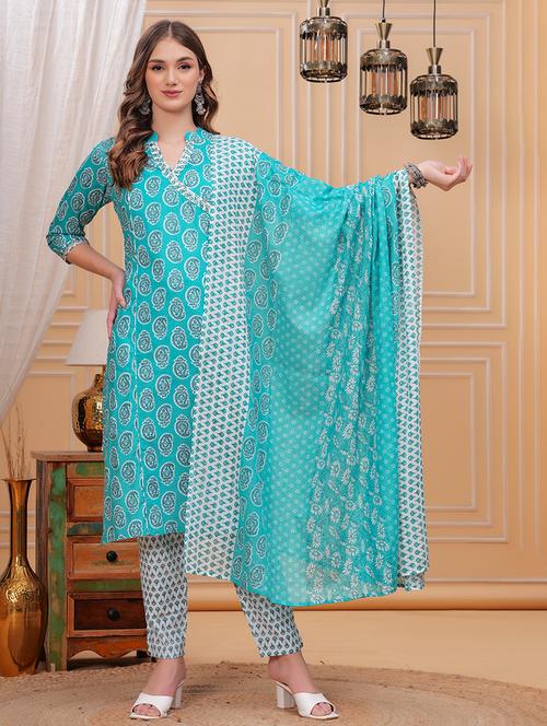 women paisley printed kurta pant set with dupatta - 21680443 - Very Small Image - 1