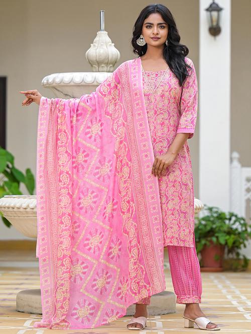 women paisley printed kurta salwar set with dupatta - 21680542 - Very Small Image - 1