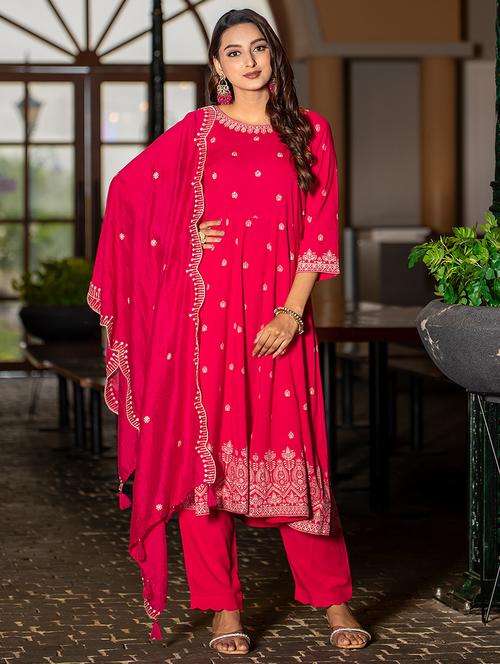 women three quarter sleeve kurta pant with dupatta set - 21680615 - Very Small Image - 1
