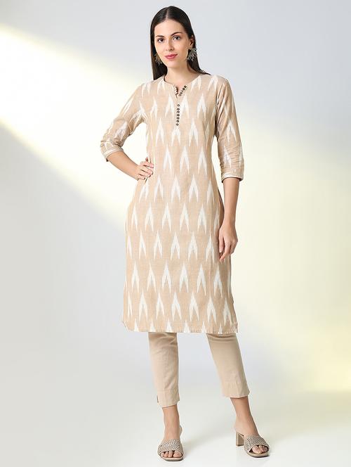 women ikat printed three quarter sleeve straight kurta - 21682132 - Very Small Image - 1