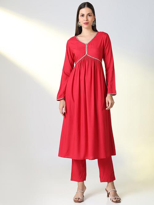 women red solid v neck kurta pant set  - 21682184 - Very Small Image - 1