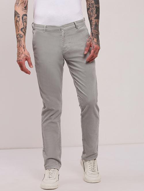 men low rise solid chinos - 21682449 - Very Small Image - 1
