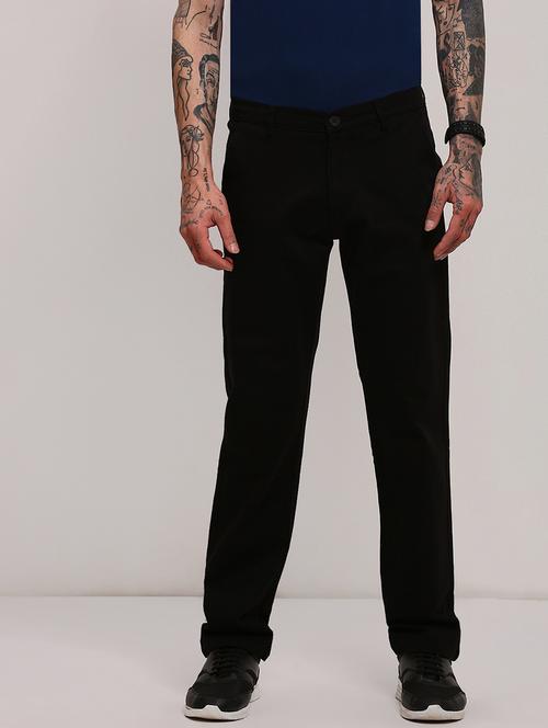 men low rise solid chinos - 21682467 - Very Small Image - 1
