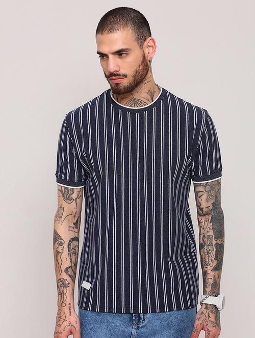 men short sleeves striped t-shirt - 21682495 - Very Small Image - 1