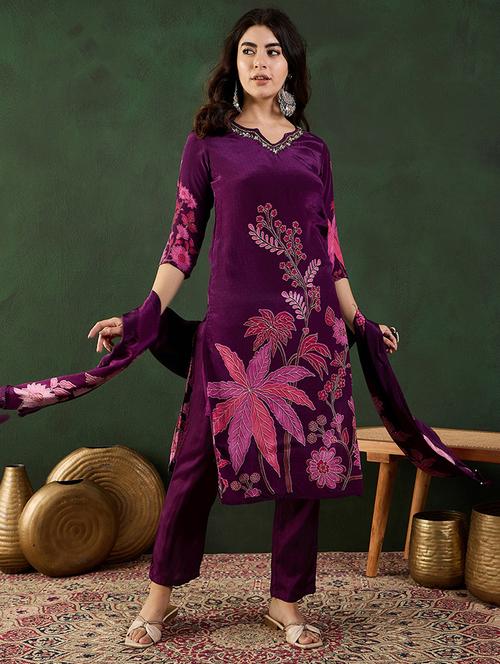 women three quarter sleeve kurta pant with dupatta set - 21683615 - Very Small Image - 1